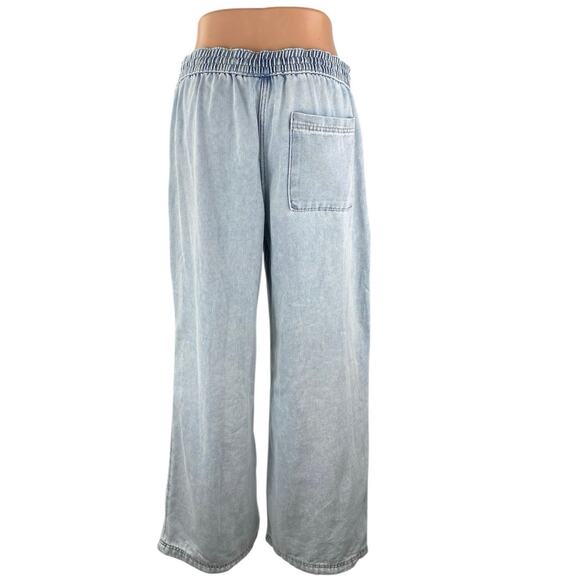 H&M Divided Women's Blue Light Wash High Rise Baggy Wide Leg Denim Jeans Size S - Picture 3 of 5